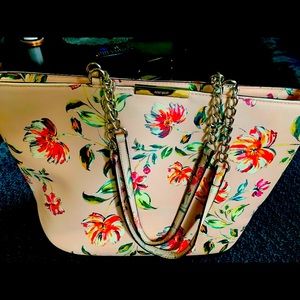 Nine West shoulder bag. Beautiful!!